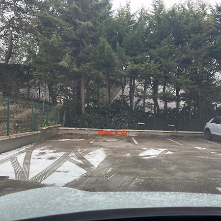 Chez Tonton, Studio Cabine Au Calme Avec Parking Le Touquet Exterior photo